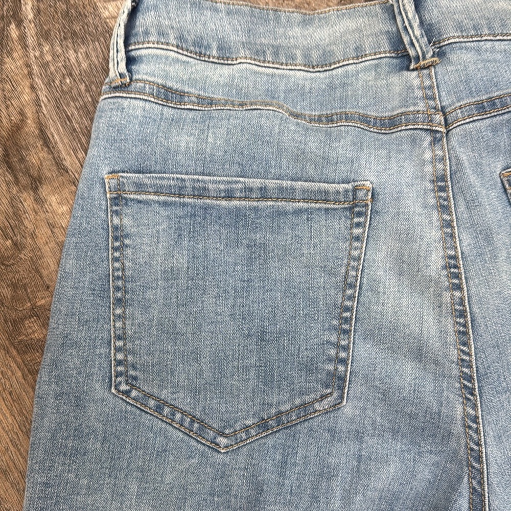 Rewash Ripped Denim Shorts Super High Rise Vintage Reunion size 9/29 - Picture 8 of 9